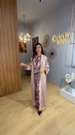 Kimono Caftan de Luxe en Velours Rose Poudré | Broderies Or | Orkidia Fashion Nador