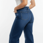 Wide-Leg Jeans