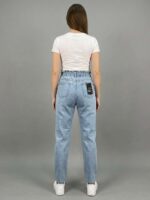 alys : le jean Évasé taille haute rétro chic