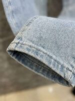 alys : le jean Évasé taille haute rétro chic