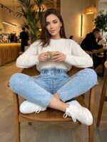 alys : le jean Évasé taille haute rétro chic