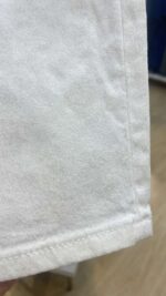 Pantalon Jean Blanc – Coupe Droite et Élégance Lumineuse