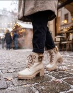 Bottines en Daim Camel – Élégance Décontractée et Confort Urbain