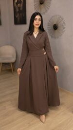 Robe Longue Marron – Élégance Modest Fashion et Détails Dorés