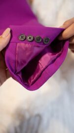 Blazer Violet – Élégance Audacieuse et Coupe Structurée