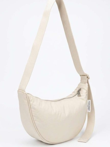 Sac Bandoulière Demi-Lune – Style Minimaliste et Confort Quotidien