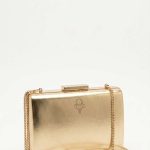 Pochette de Soirée Dorée – Éclat Métallique et Style Prestige