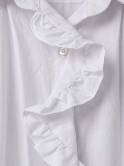 Chemise Blanche à Volants – L'Élégance Romantique et Intemporelle
