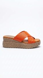 Mules Oranges Compensées – Confort Estival et Couleur Vibrante