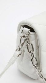 Sac Bandoulière Matelassé Blanc – Pureté, Confort et Style Puffy