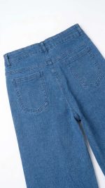 Jean Large à Strass Losanges – Denim Brillant et Coupe Glamour