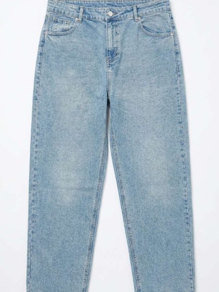 Jean Mom Bleu Clair – L'Esprit Vintage et Confort Absolu