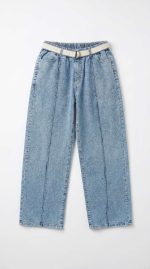 Jean Large Bleu Clair avec Ceinture – Couture Centrale et Confort Absolu