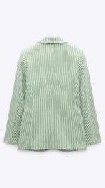 Blazer Rayé Vert et Blanc – Fraîcheur Estivale et Élégance Dynamique
