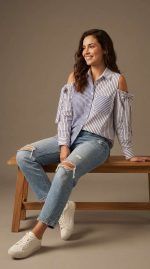 Chemise Asymétrique Rayée – Esprit Patchwork et Éclats de Strass