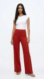 Pantalon Fluide Rouge – Confort Aérien et Couleur Vibrante