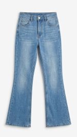 Jean Flare Taille Haute – Allure Rétro-Chic et Fabrication Marocaine