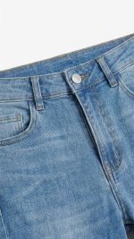 Jean Flare Taille Haute – Allure Rétro-Chic et Fabrication Marocaine