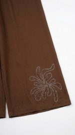 Ensemble Marron Deux Pièces – Charme Artisanal et Confort Estival