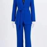 Ensemble Tailleur Bleu Roi Deux Pièces – Élégance Audacieuse et Allure Structurée