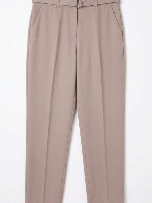 Pantalon Beige avec Ceinture – Élégance Neutre et Coupe Structurée