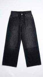 Jean Large Noir Délavé – Coupe Wide Leg et Allure Urbaine