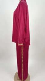 Ensemble Satiné Fuchsia – Élégance Orientale et Éclat Moderne