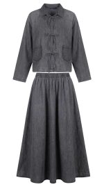 Ensemble Jupe Denim Gris Deux Pièces – Élégance Décontractée et Esprit Bohème