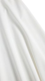 Jupe Blanche Évasée Ceinturée – L'Élégance Épurée pour vos Ensembles