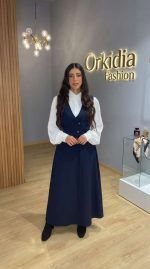 Ensemble 3 Pièces Chic : Jupe Longue - Gilet Tailleur et Chemise.