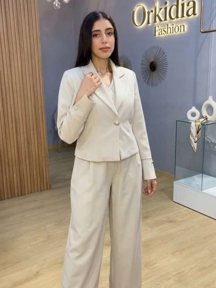 Ensemble Tailleur 3 Pièces Beige – L'Élégance Absolue et Chic Intemporel