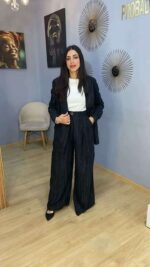 Ensemble Plissé Noir Anthracite – Le Comble de l'Élégance Moderne