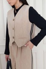 Élégance Intemporelle : Ensemble Tailleur Beige