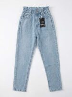 alys : le jean Évasé taille haute rétro chic