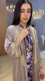 Kimono Caftan de Luxe en Velours Rose Poudré | Broderies Or | Orkidia Fashion Nador