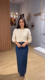 Jupe en Jean Longue à Strass – L'Atout Glamour de vos Ensembles
