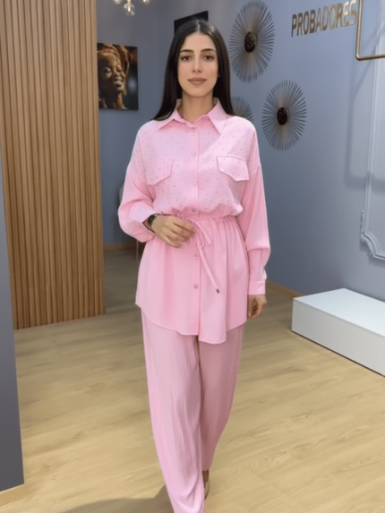 Ensemble Rose Deux Pièces – Élégance Scintillante et Charme Féminin