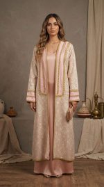 Blouse beldi moderne femme rose poudre en brocart et satin facon selham d apparat Orkidia Fashion Nador
