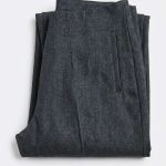 Élégance Intemporelle : Pantalon Classique Bleu Marine
