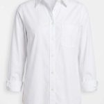Chemise Blanche Classique : Élégance Intemporelle pour Femme