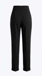 Élégance Noire : Pantalon à Chaîne Sophistiqué – Image 2
