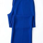 Élégance Royale : Pantalon Bleu Orné