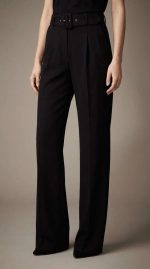 Élégance Intemporelle : Pantalon Noir Ceinturé – Image 5