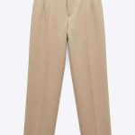 Élégance Décontractée : Pantalon Beige Coupe Large