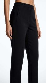 Élégance Intemporelle : Pantalon Noir Coupe Droite – Image 4