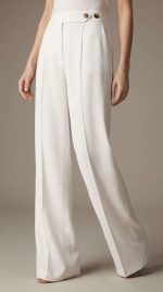 Élégance Croisée : Pantalon Blanc Structuré – Image 5