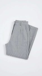 Élégance Texturée : Pantalon Classique Gris