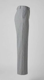 Élégance Texturée : Pantalon Classique Gris – Image 3