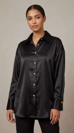 Chemise Oversize Satinée Noire à Boutons Dorés | Orkidia Fashion – Image 7