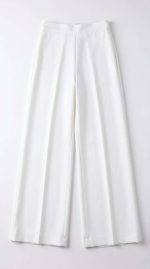 Élégance Ivoire : Pantalon Tailleur Évasé